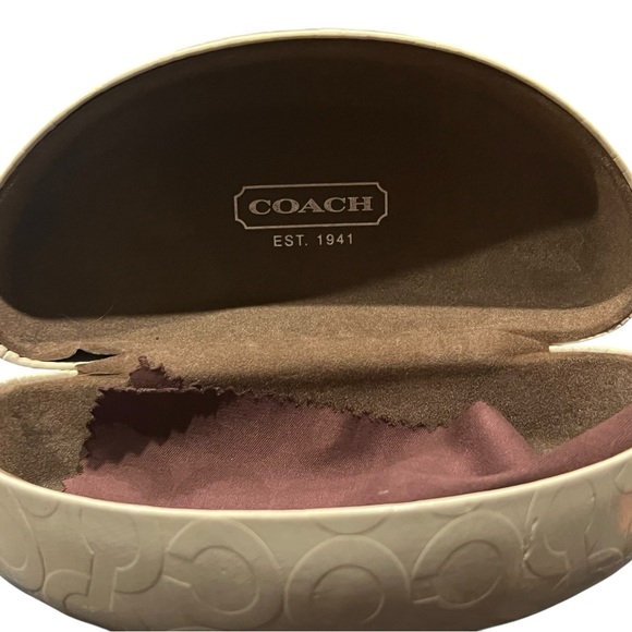 Coach Cream Classic Signature Hard Case - Picture 5 of 5